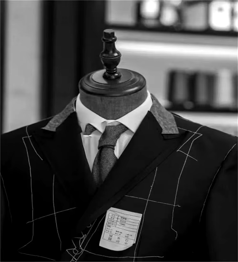 بدلة رجالية صيفية صفراء بقصة ض - مراجعة Men Grooming Outfit وسعره