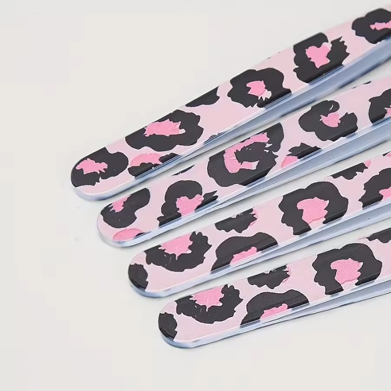 4 مجموعات أدوات تجميل الحواجب  - مراجعة Men Grooming Outfit وسعره