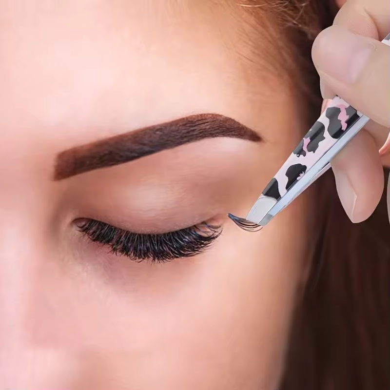4 مجموعات أدوات تجميل الحواجب  - مراجعة Men Grooming Outfit وسعره